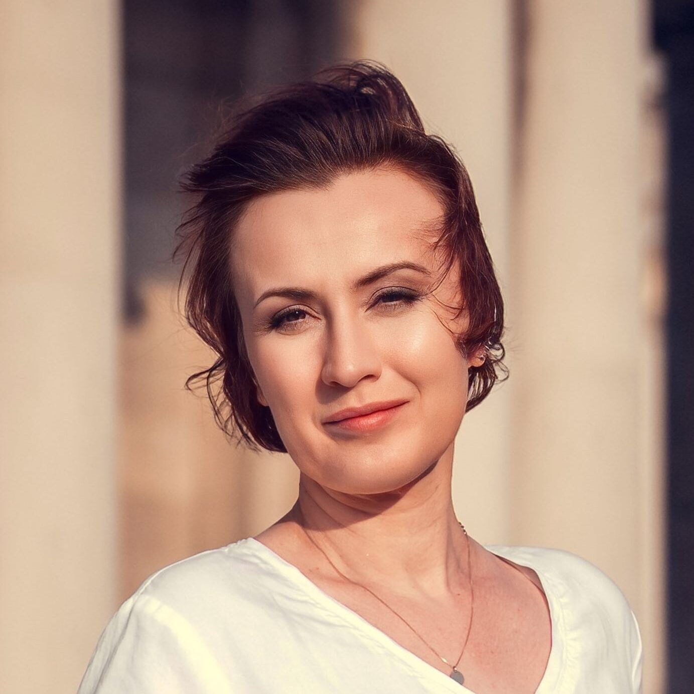Anna Head shot